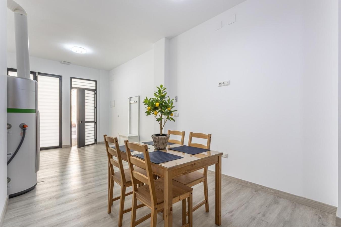 Semana Santa Apartment Seville Exterior photo