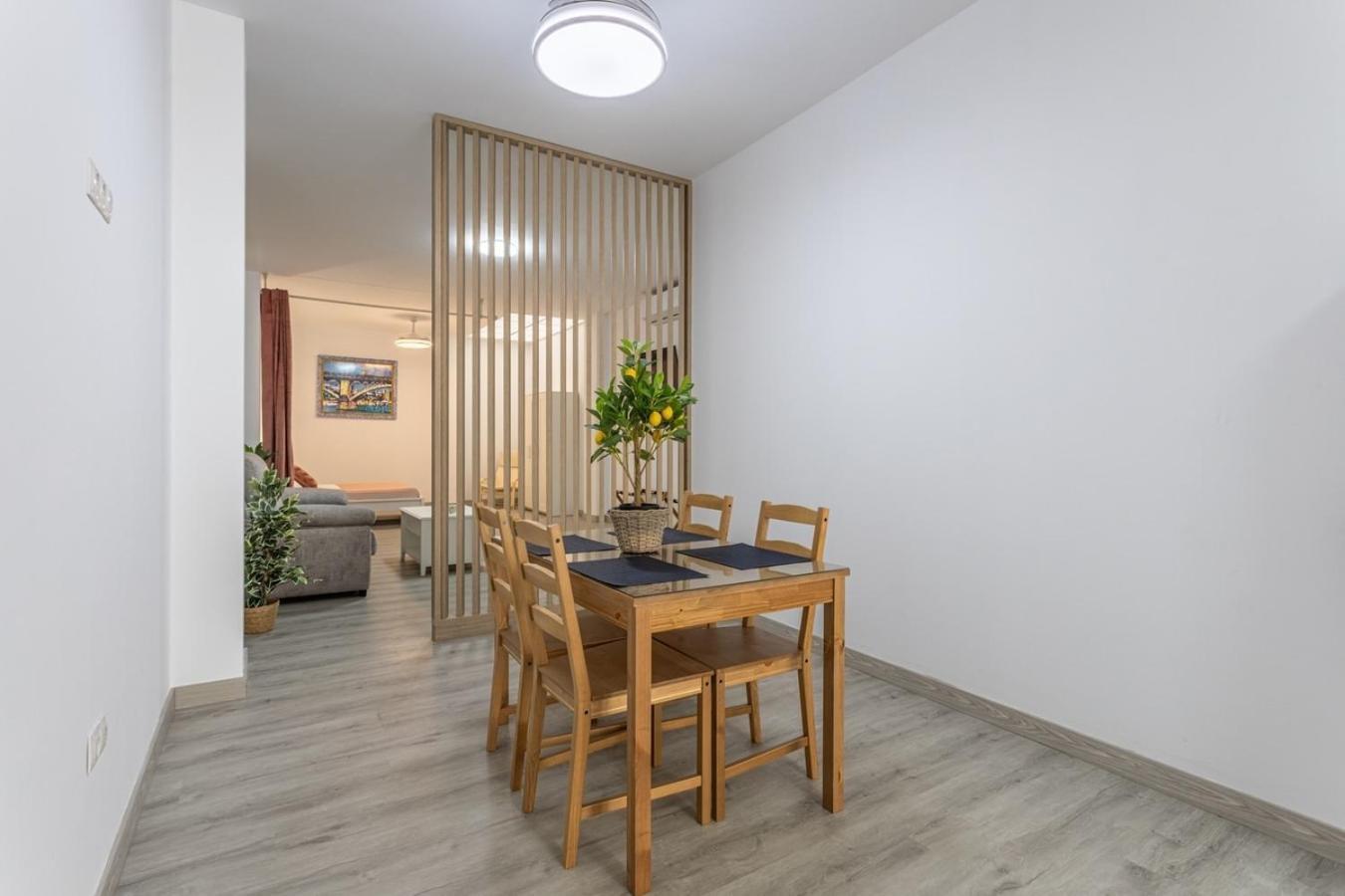 Semana Santa Apartment Seville Exterior photo